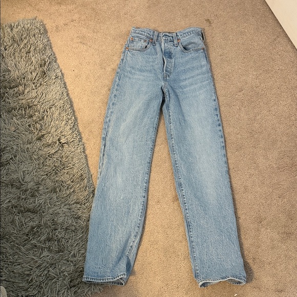 Levi's Denim - Levi's Women’s Straight Leg Light Blue Denim Jeans